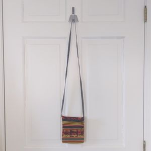 Small shoulder bag